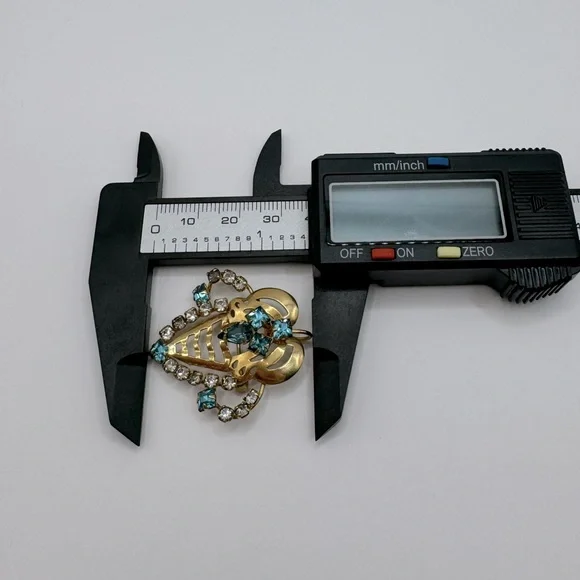 VINTAGE Gold & Crystal Art Nouveau Brooch/Pendant - Picture 10 of 11